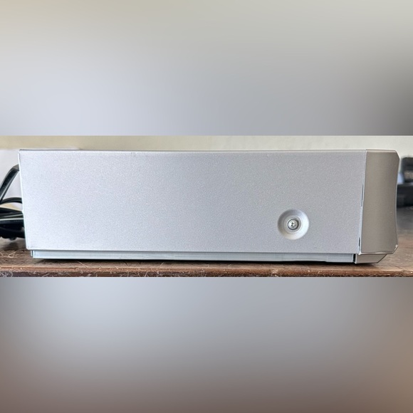 JVC HR-XVC17SU DVD JVS CD Combo Hi-Fi Stereo Player Video Cassette Recorder - Picture 4 of 14